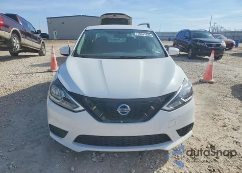 2017 Nissan Sentra S z USA, uszkodzony, nr VIN 3N1AB7AP0HY315386